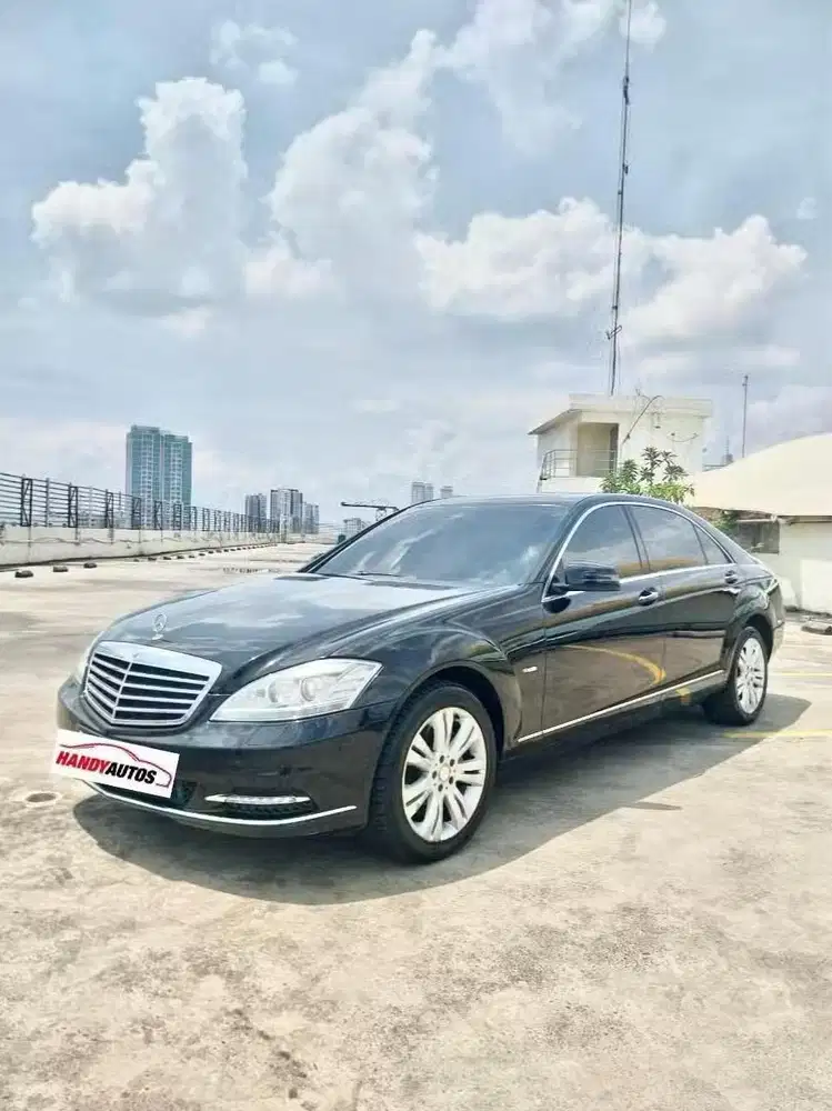 Mercedes Benz S350L Solitaire Tahun 2011 Automatic Hitam Metalik