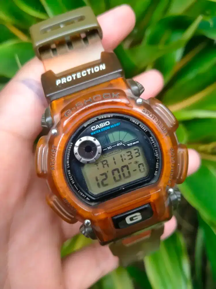 G-Shock DW-9000