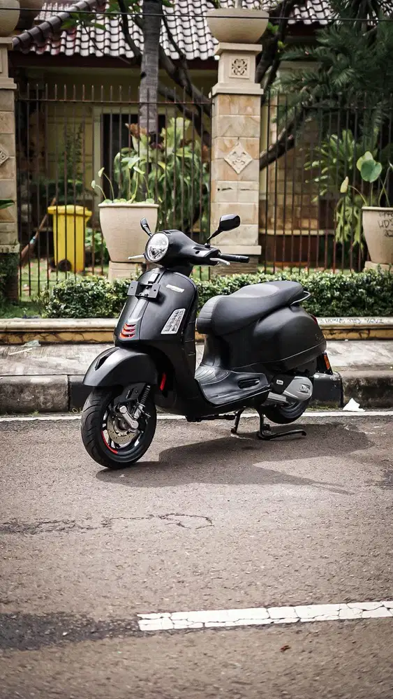 PIAGGIO VESPA GTS SUPER SPORT KEYLESS 2025