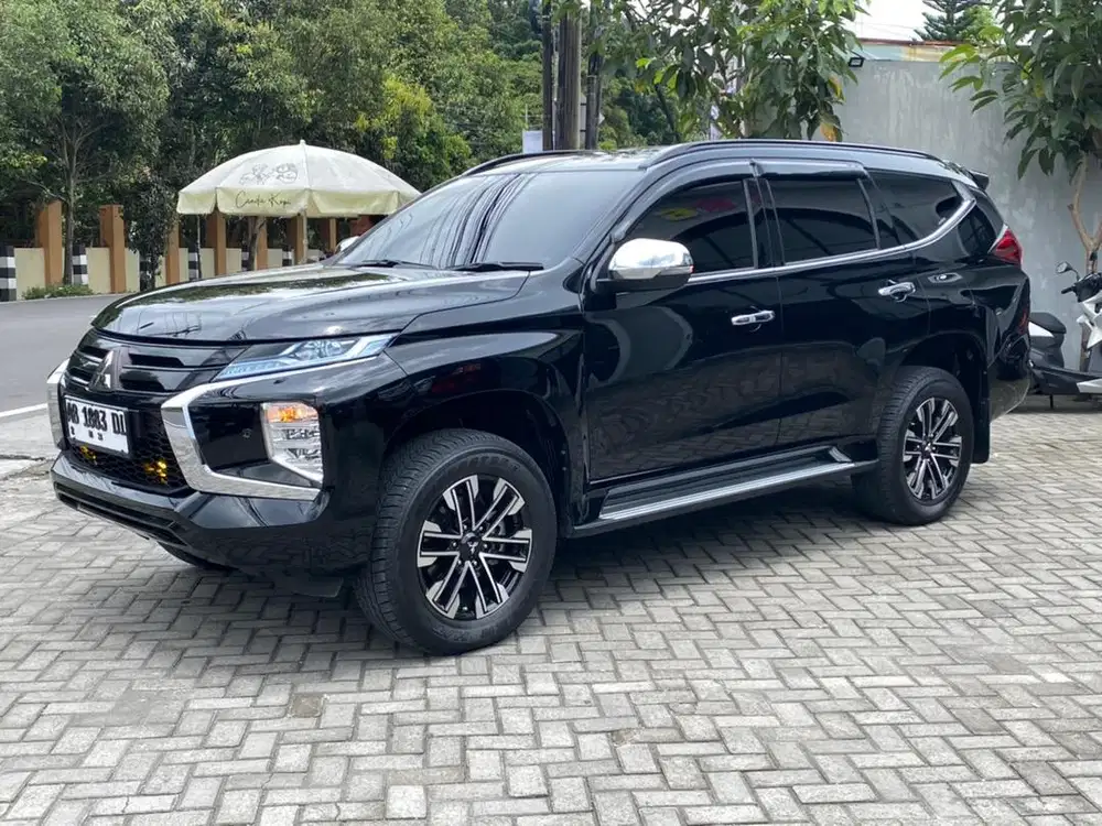 PAJERO DAKAR 4x2 2023/2024