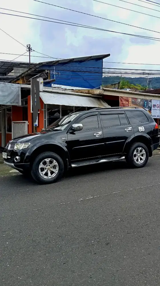 PAJERO SPORT DAKAR SUNROOF 2012