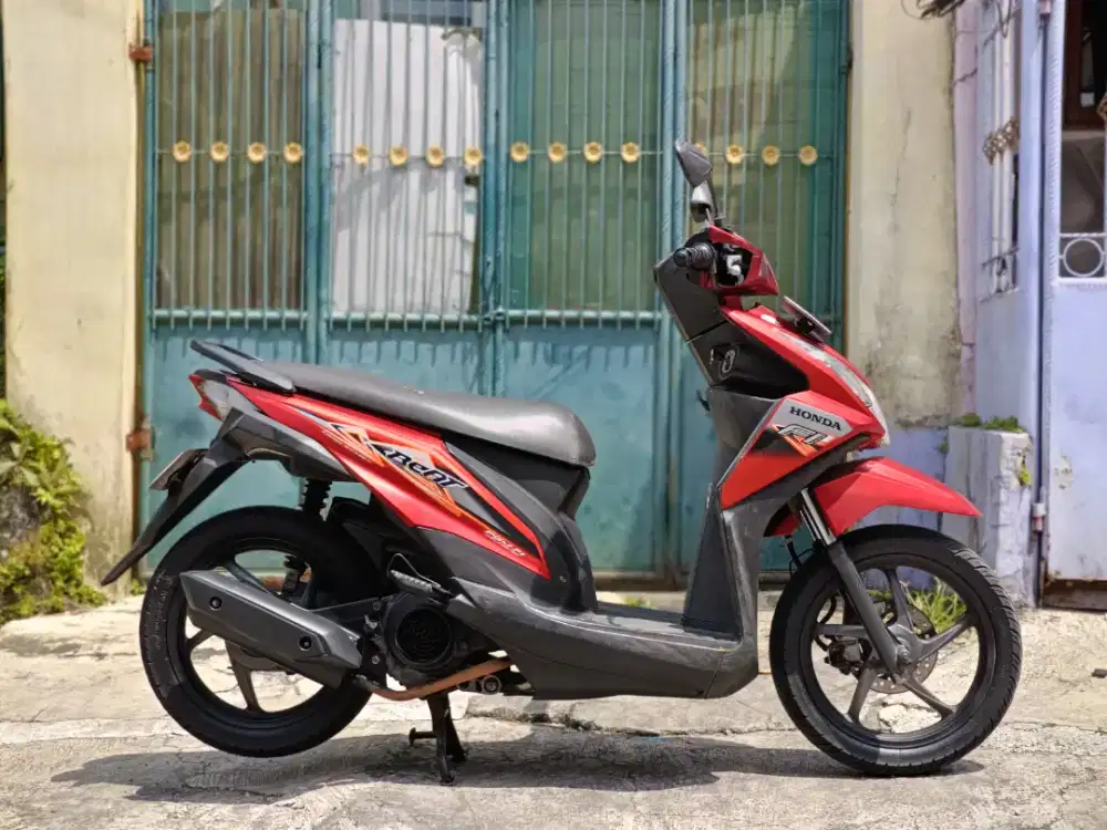 Beat tahun 2014 full original/tt boleh gan cash lebih bagus