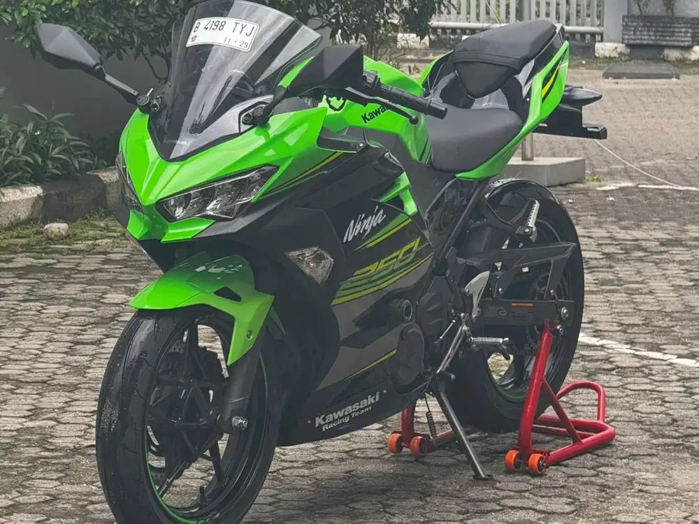 Dijual Kawasaki New Ninja 250
