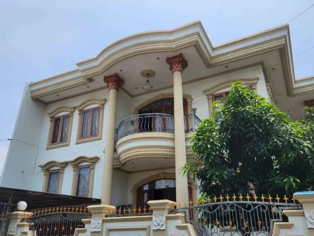 Rumah Mewah Hoek Citra Garden Jakbar 336m2 Full Marmer Bisa KPR