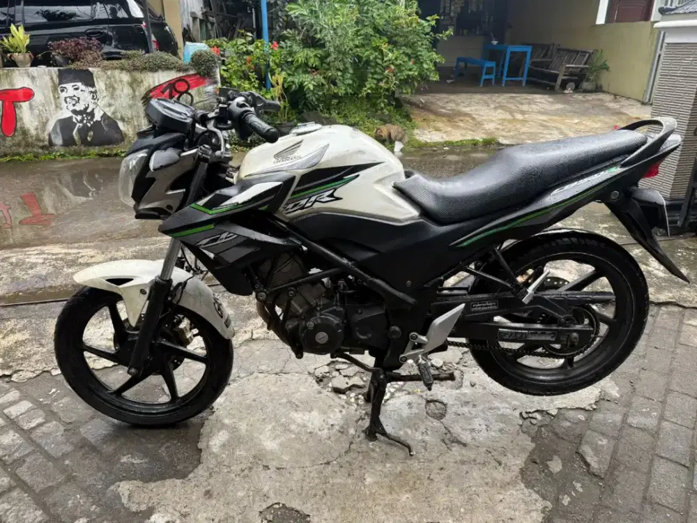 Cb 150 R THN 2014 plat AA Magelang