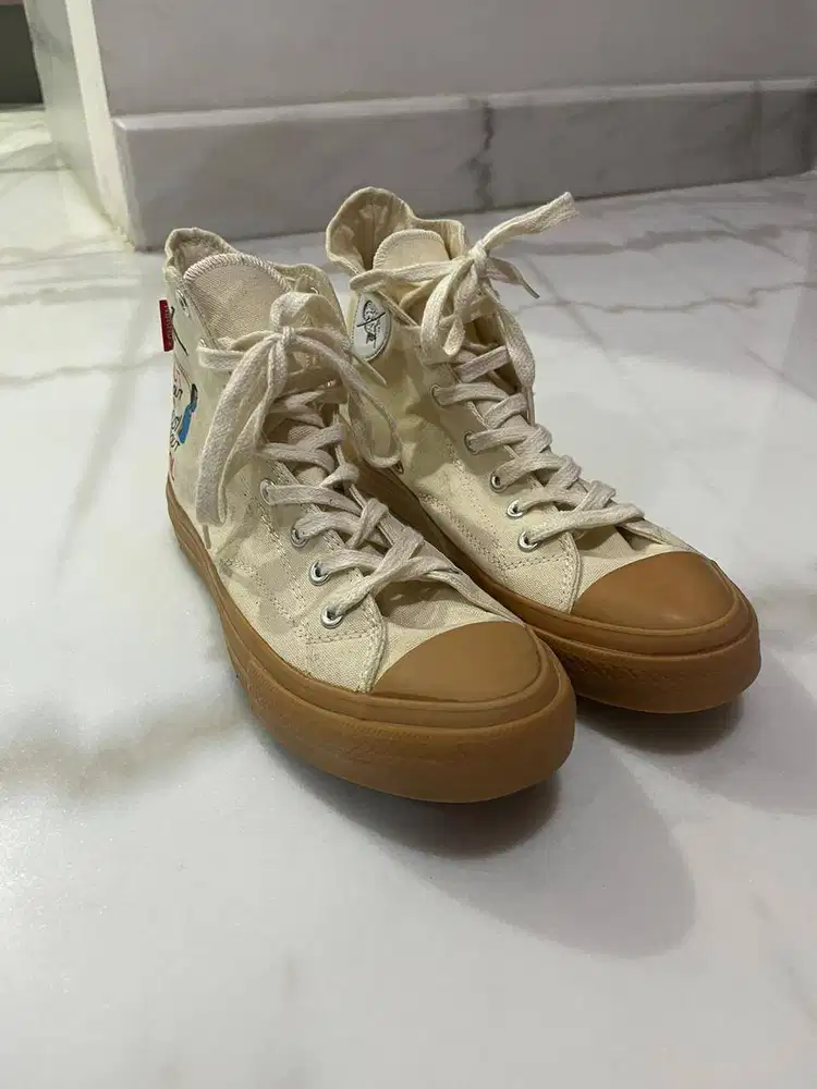 High-top Canvas Sneakers — Cream & Tan