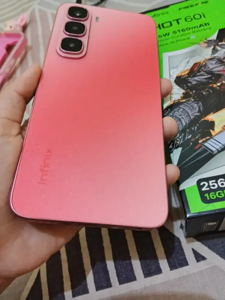 infinix hot 60i 8/256 fullset (gabisa nego harga pas)