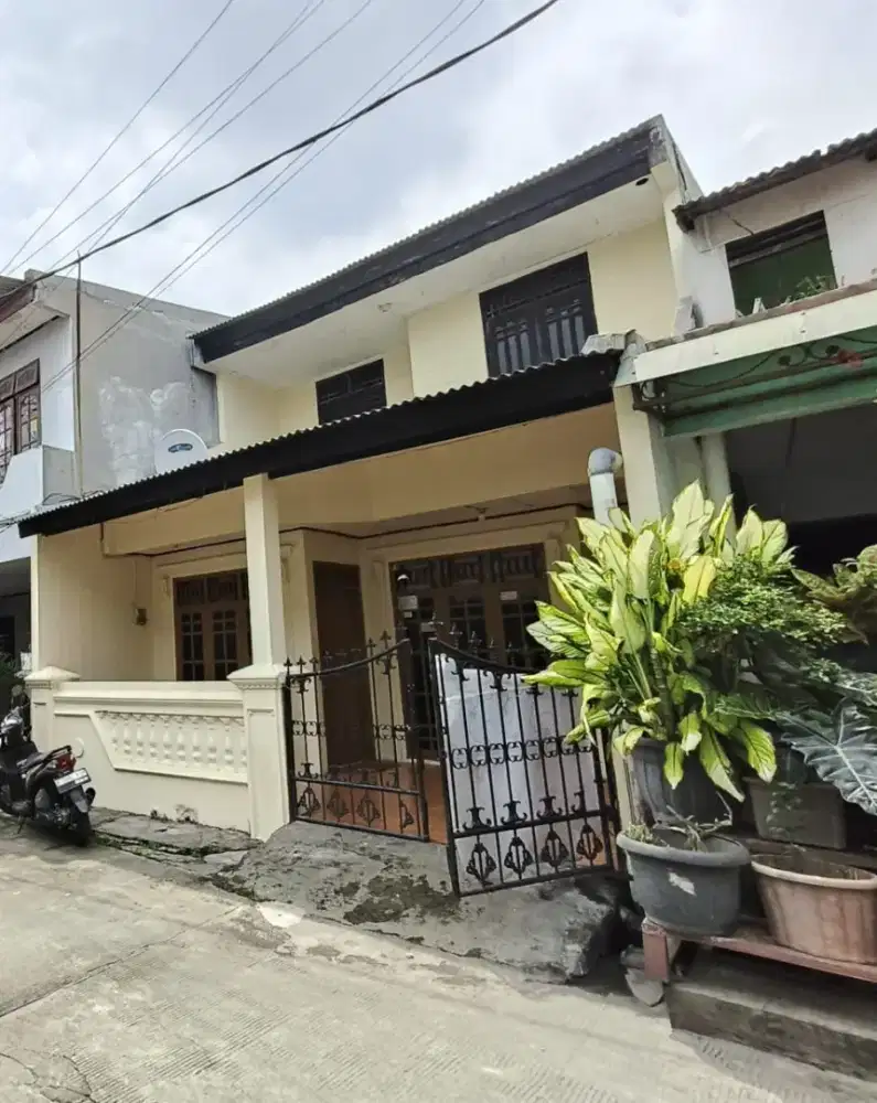Taman Wisma Asri 1 Rumah 1½lantai Dijual Bekasi Utara