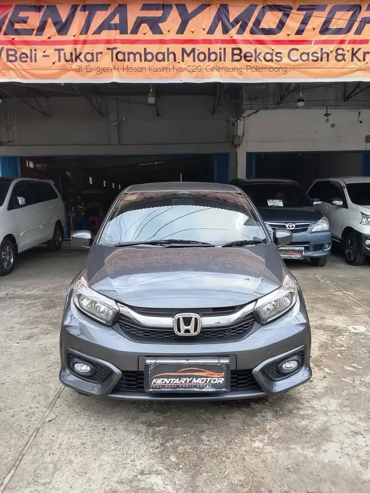 Honda Brio 1.2 E Abu-Abu Metalik CVT Automatic 2019 Murah Terawat Kece