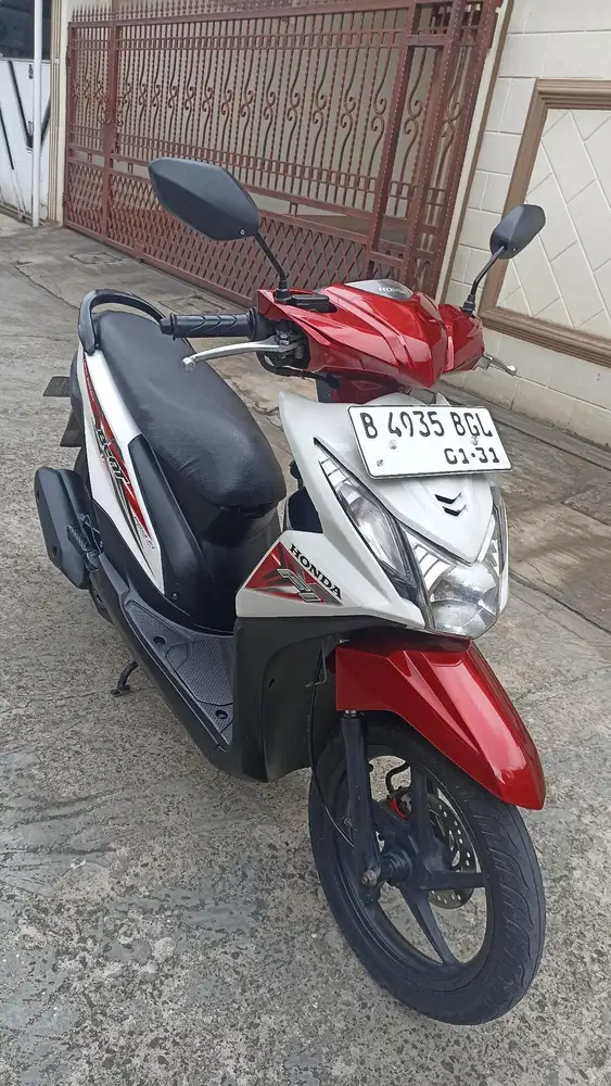Honda beat esp tahun 2015.( Pajak baru 1-2027 )