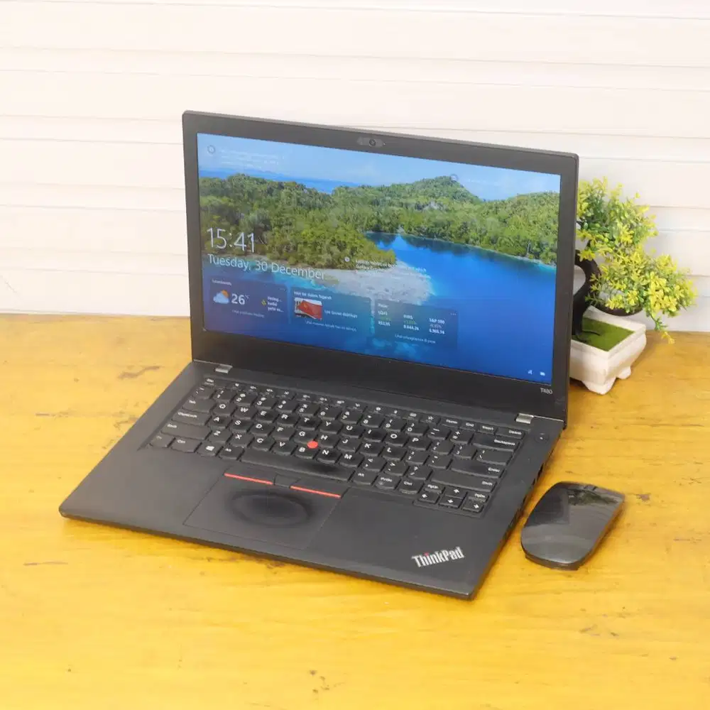 TOUCHSCREEN LAPTOP THINKPAD T480 core i5 gen 8 RAM 8 SSD