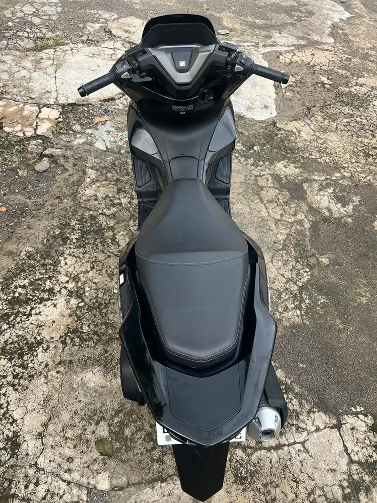 Pcx 160 hitam manis