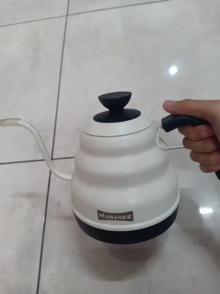 Kettle listrik, coffee bisa atur suhu