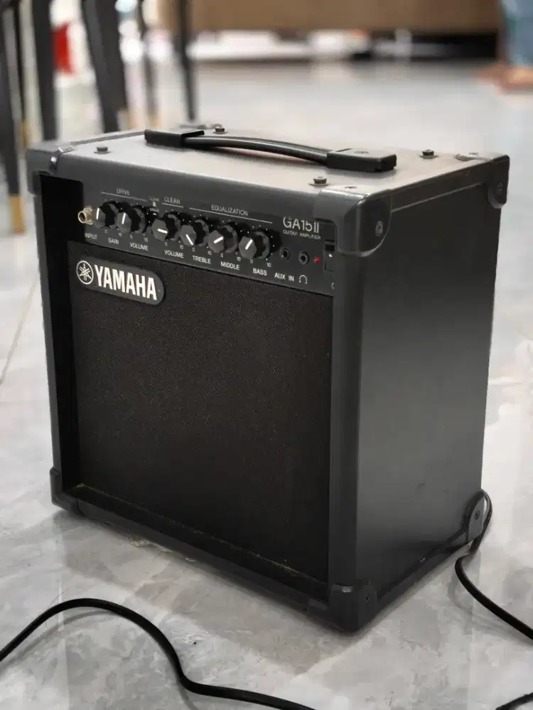 Speaker Gitar Listrik Yamaha GA15II second kondisi 100%