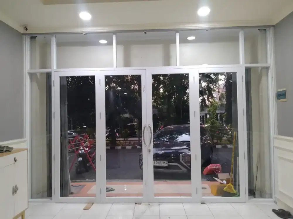 Jasa ahli pemasangan kusen aluminium Dan kaca