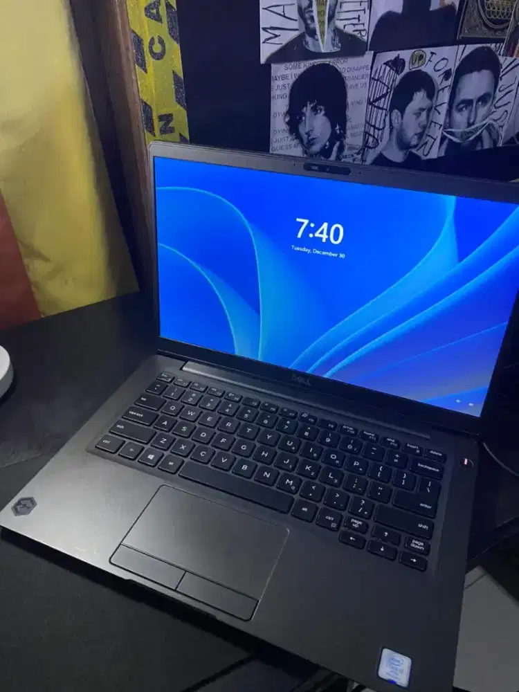 Laptop Dell latitude 7300 i5 gen 8
