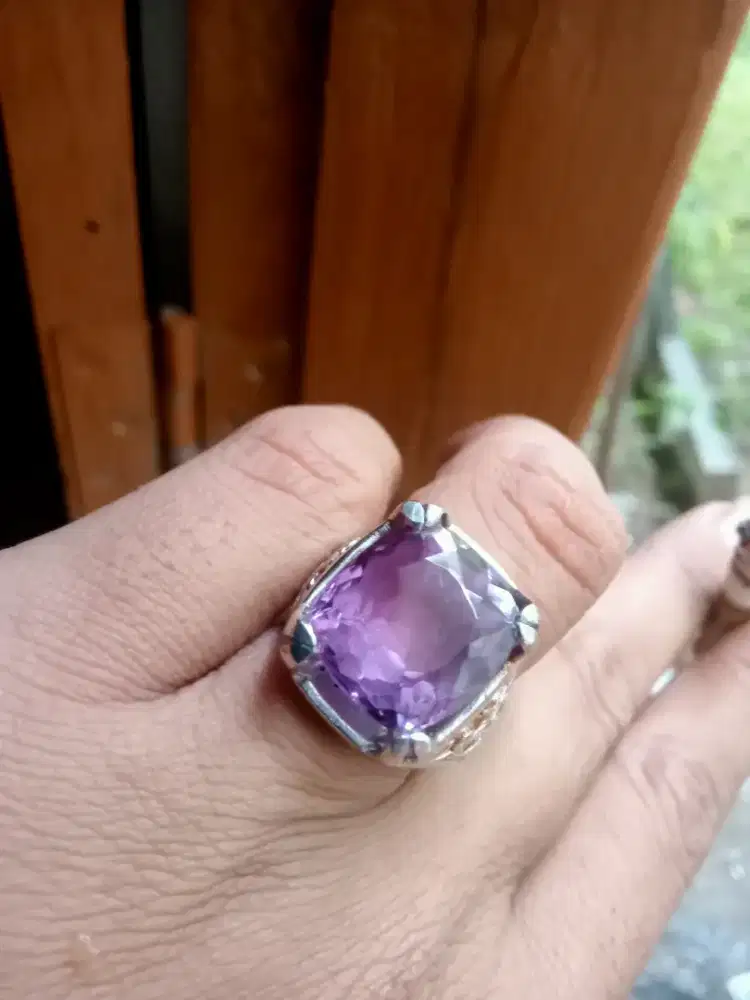 Permata change colour