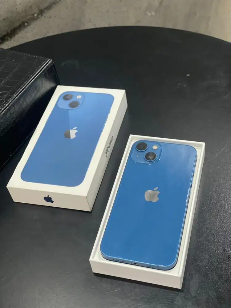 iPhone 13 128Gb Blue iBox