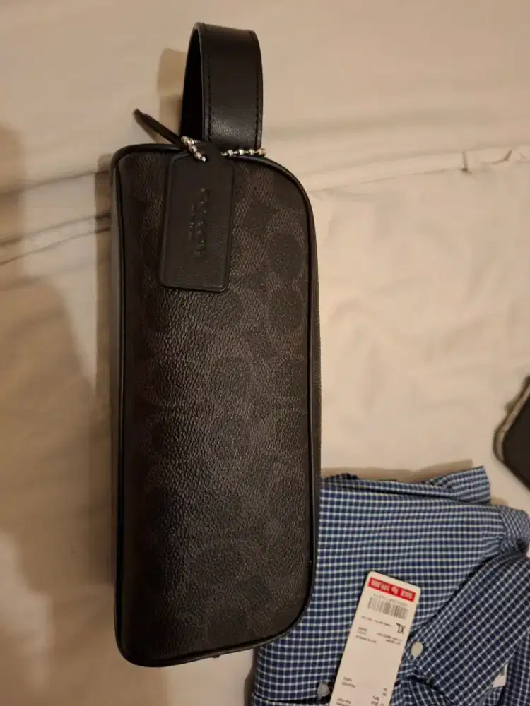 Coach travel kit ori/asli