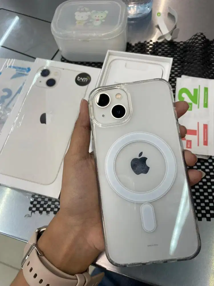 IPHONE 13 128gb starlight free adaptor anker 20w