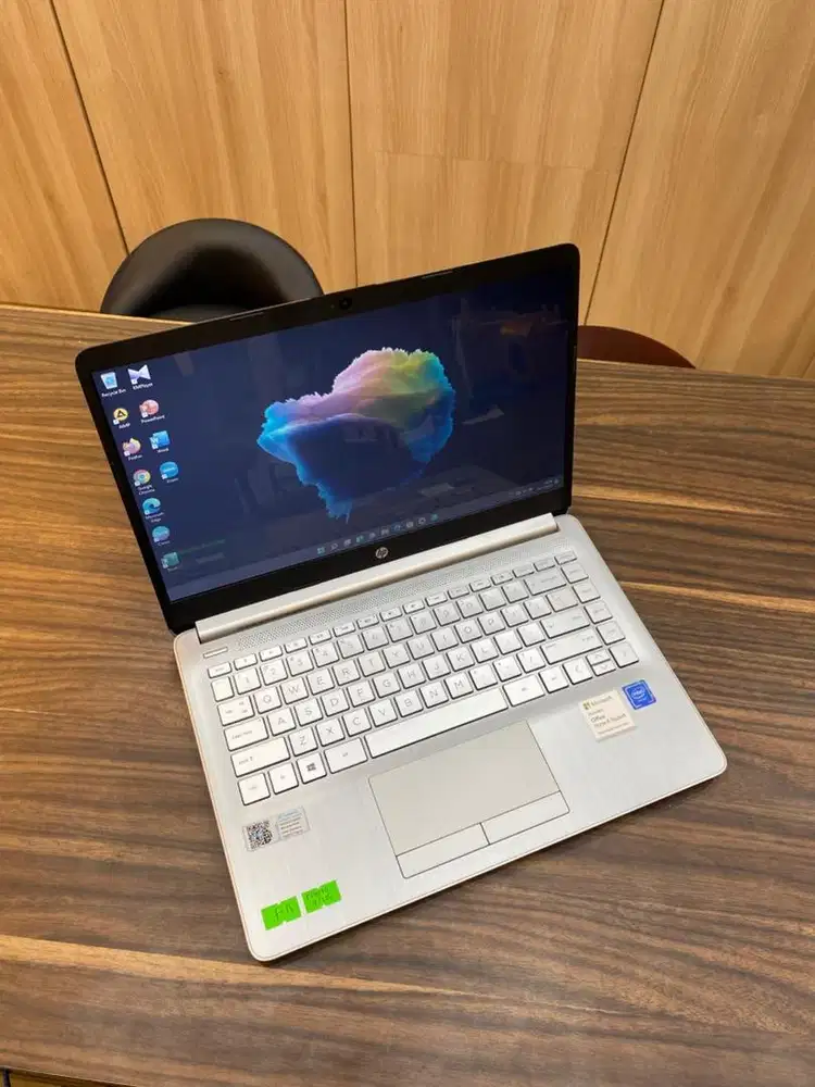 Laptop HP14s CF2516TU Ram 4/256 GB Mulus