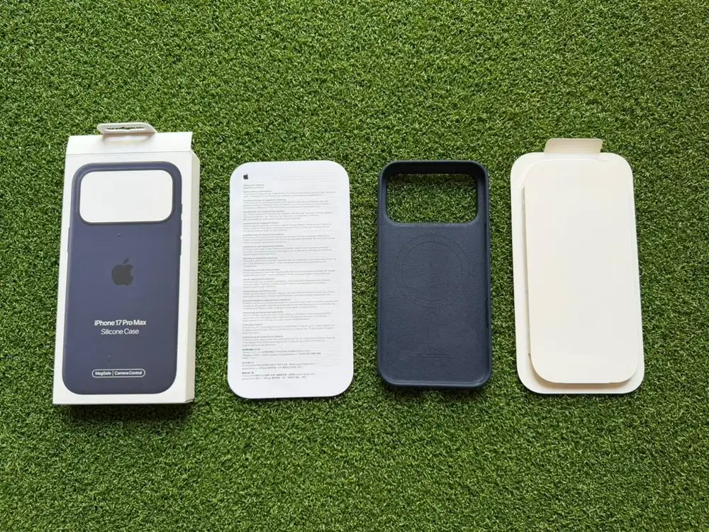 Silicone case iphone 17 pro max magsafe