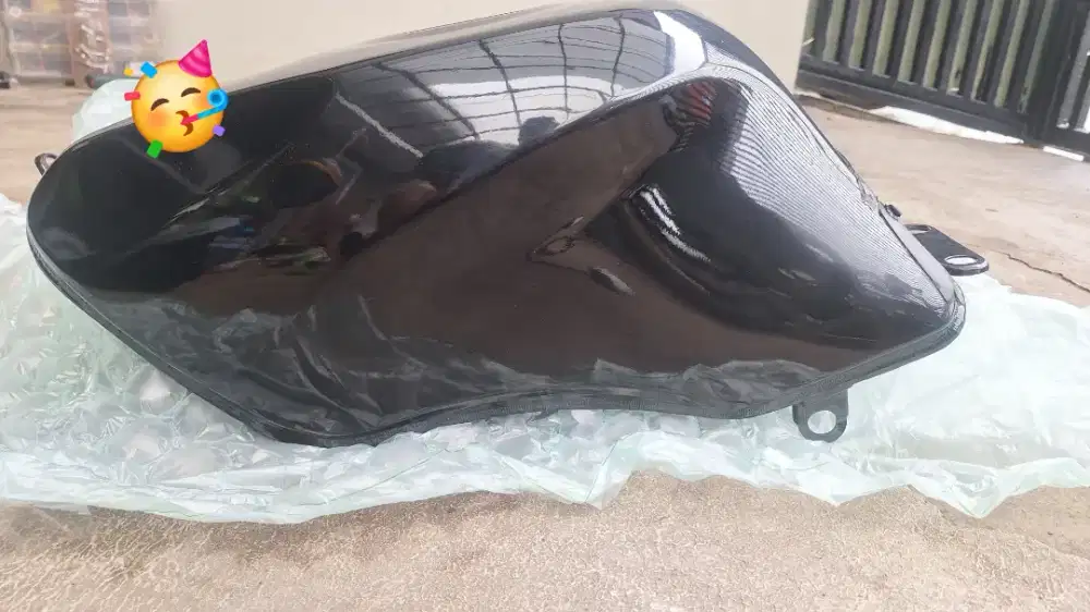 Tangki bensin ninja rr new 2013 Original warna hitam