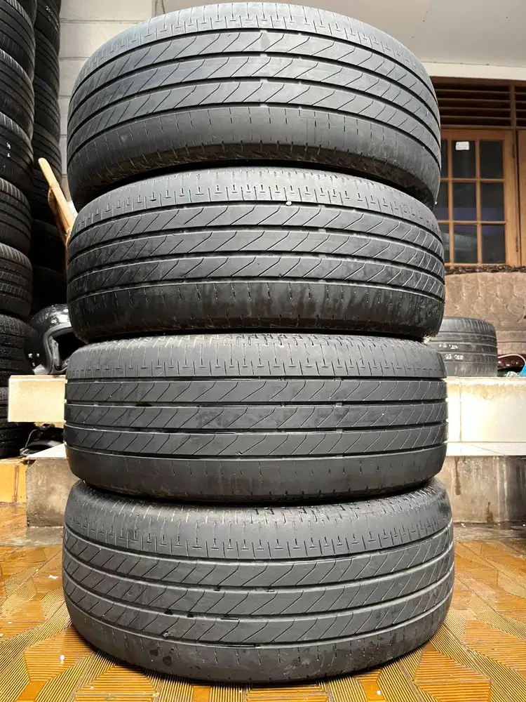 Ban Bridgestone Turanza T005A 215 55 r17 4Pcs