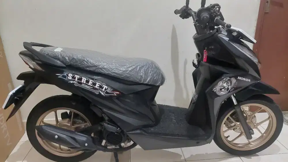 BEAT STREET 2023 LOW KILOMETER