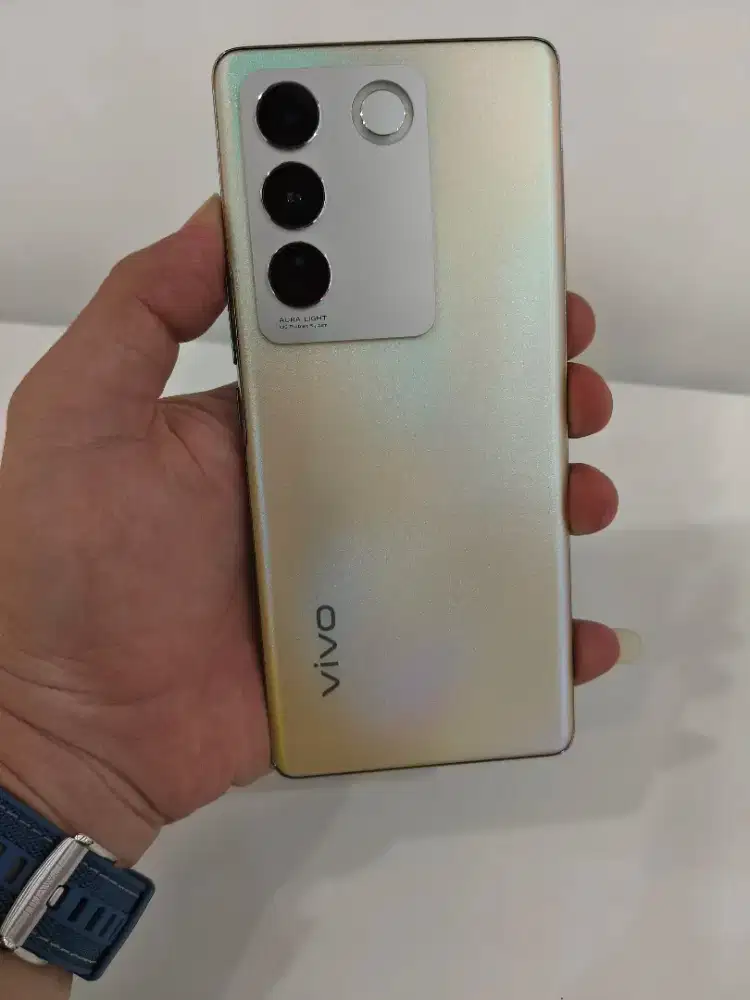 vivo v27 5G 8/256 gb mulus dan lengkap