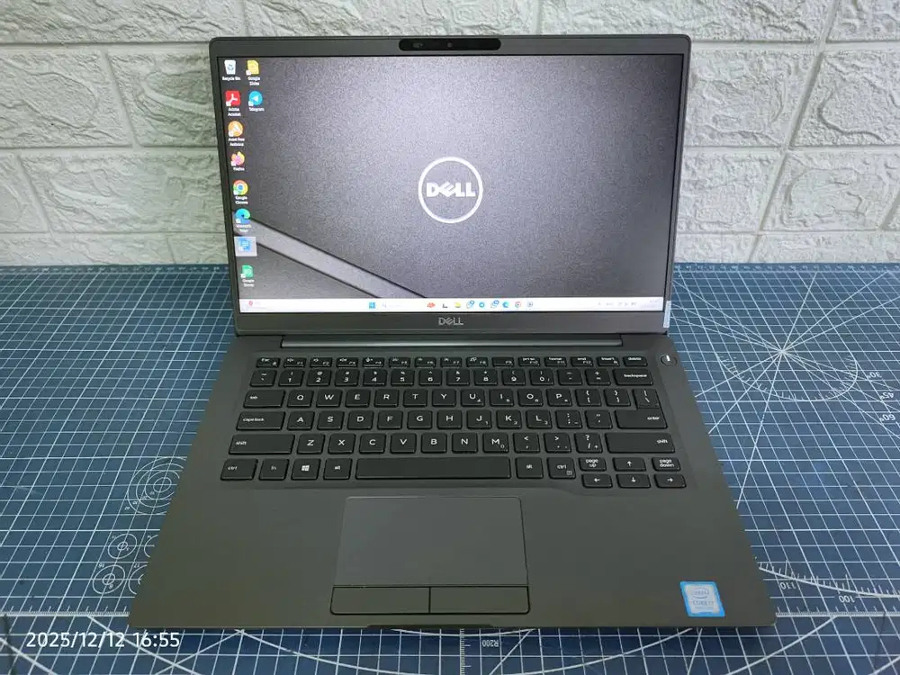 Dell Latitude 7400 Intel Core i7-8665U Ram 16GB 14FHD Garansi 6 bln