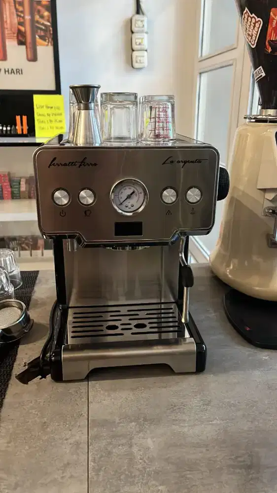 Mesin Espresso Ferratti Ferro FCM3605 – Like New (Pakai 2 Bulan)