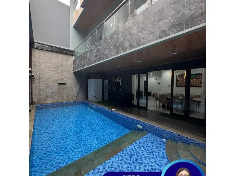 Dijual Rumah Mewah Full Furnished Cluster Scarlet, Summarecon Serpong