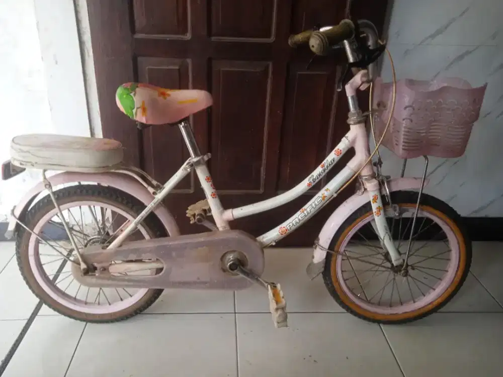 Sepeda anak cewek uk16 pacific asli