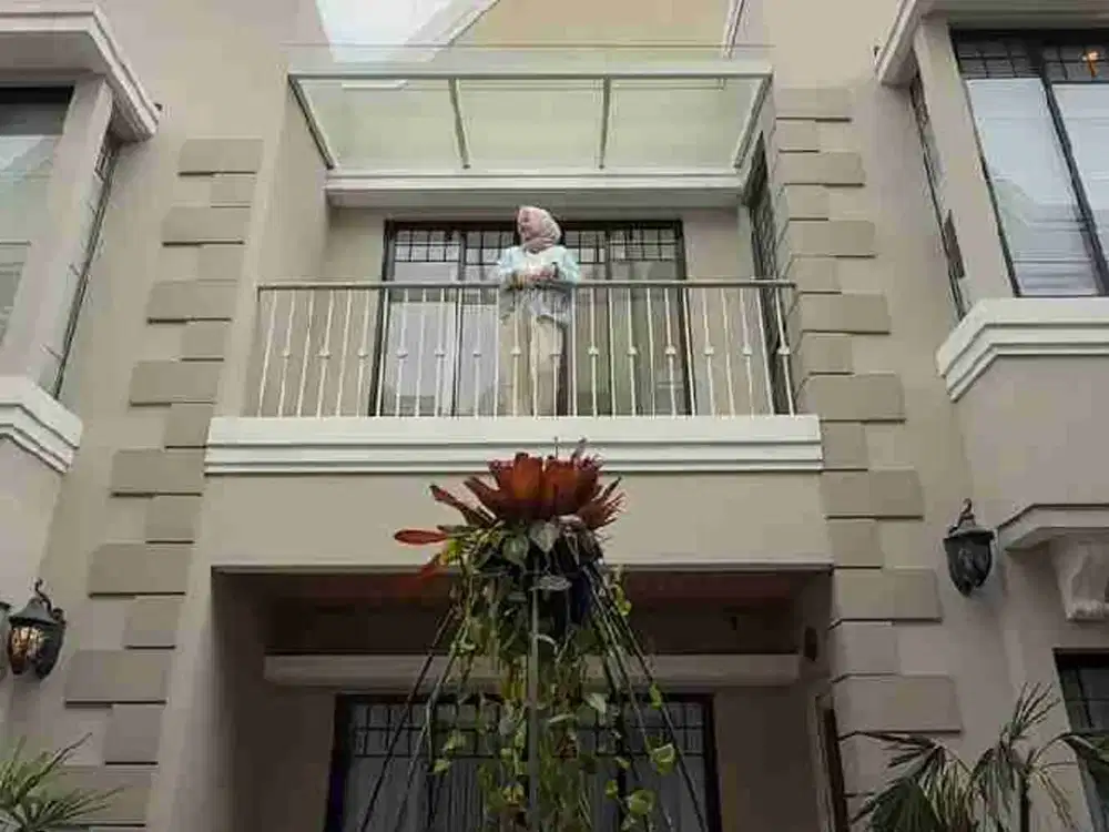 Rumah mewah 2 lantai di Bandung dekat Tol Pasteur