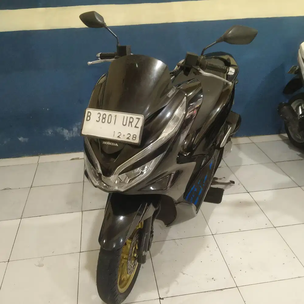 HONDA PCX ABS TAHUN 2021 ISTIMEWA