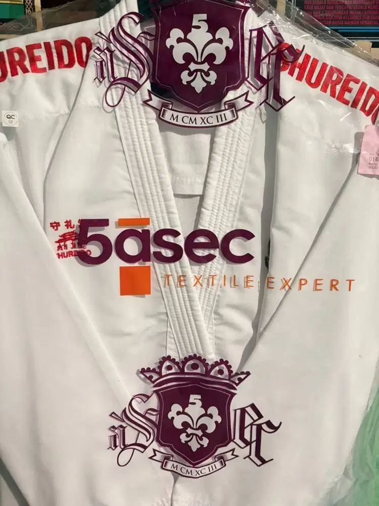 BAJU KUMITE SHUREIDO AKA AO