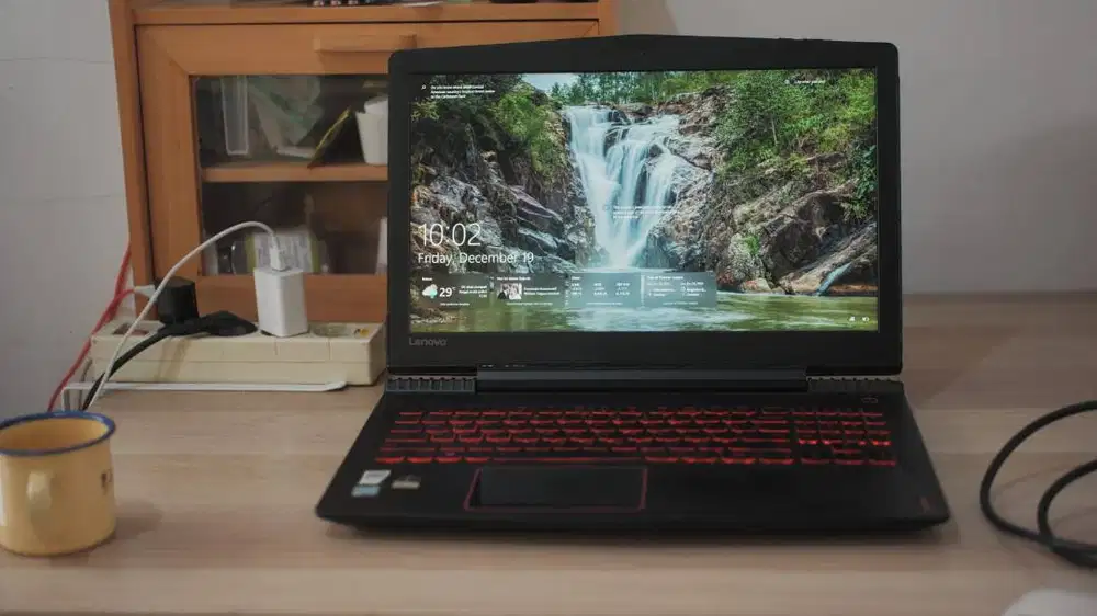 Lenovo Legion Y520 i5-7300HQ Ram 16GB NVME 256GB HDD 1TB Laptop Gaming