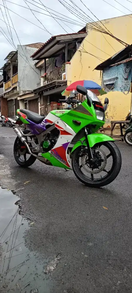 Kawasaki Ninja R 2010 SSR Pajak ON