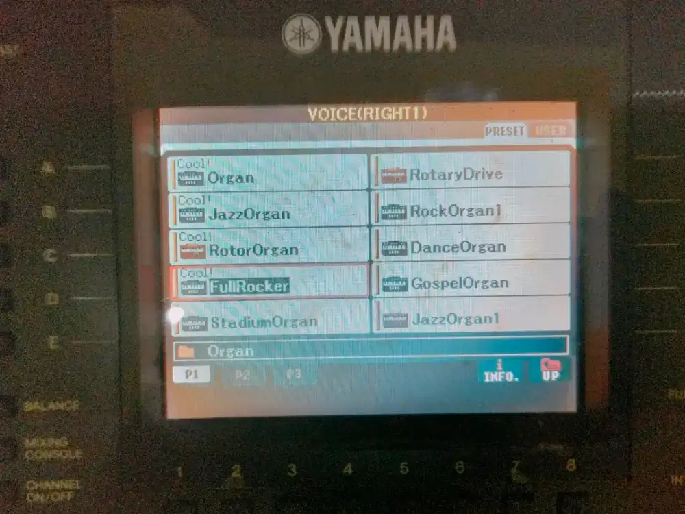 Keyboard Yamaha psr s900