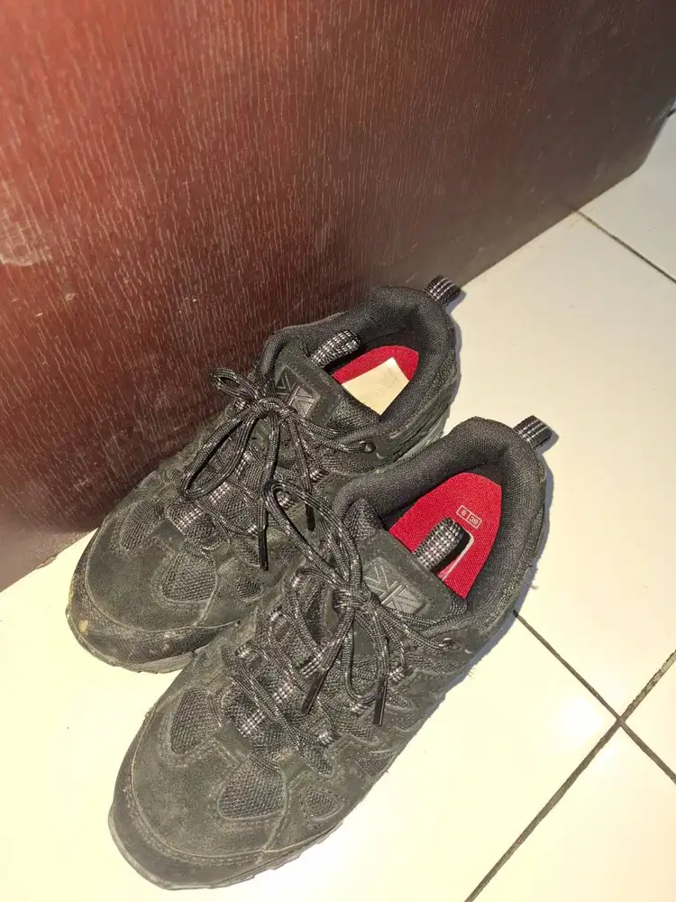 Sepatu karrimor ori wanita second