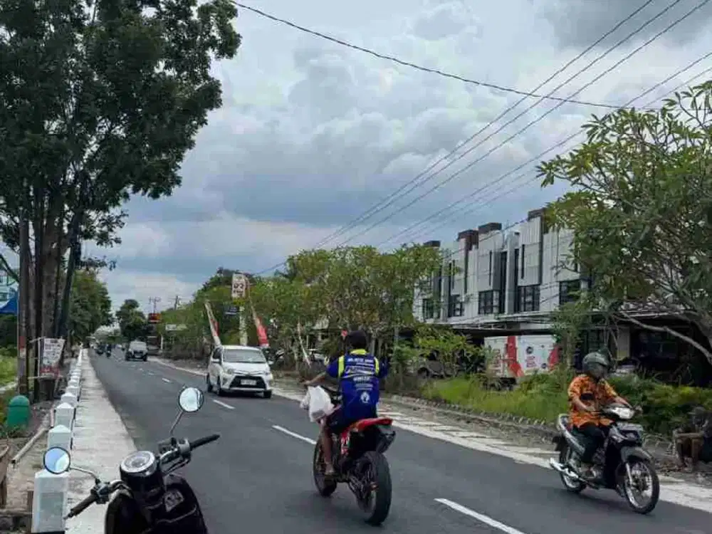 Tanah Murah pinggir jalan Utama. cocok Tuk usaha da Kost