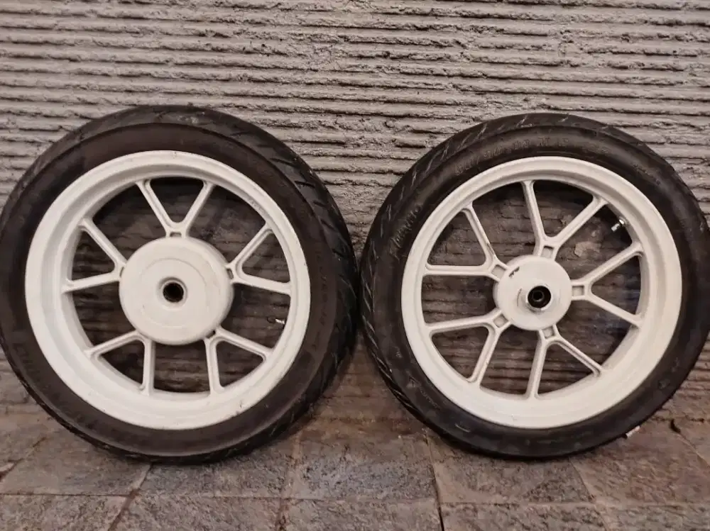Velg vrossi motor beat scoopy