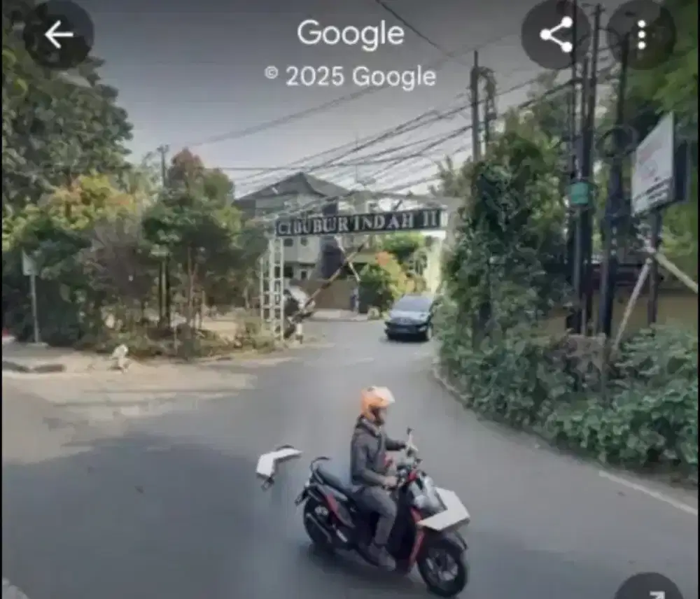 dijual TanaH  Jakarta timur, ada rumahnya