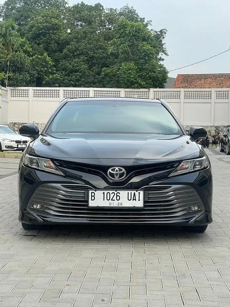 Sedan Mewah Tahun Muda 300jt Ini Toyota Camry 2.4 V AT 2020 Hitam