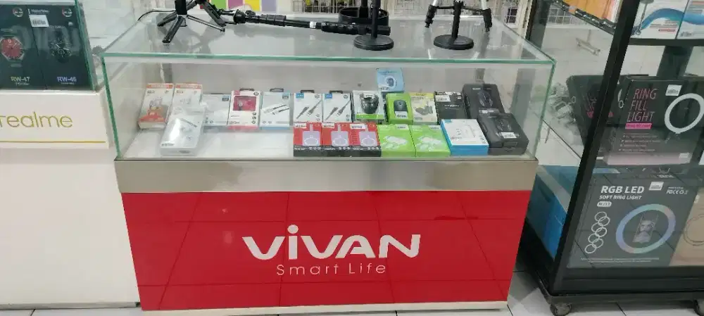 Jual etalase pajangan hp bekas