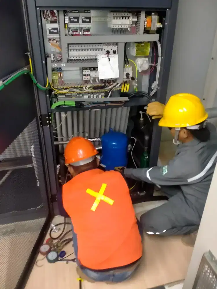 Service AC kulkas freezer showcase mesin cuci pompa air tv lcd