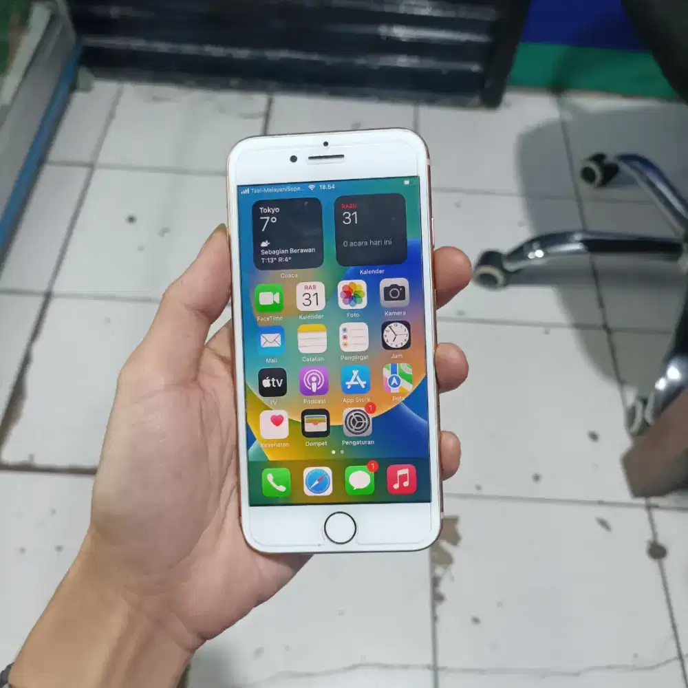 IPHONE 8 64GB ALL OPERATOR MURAH
