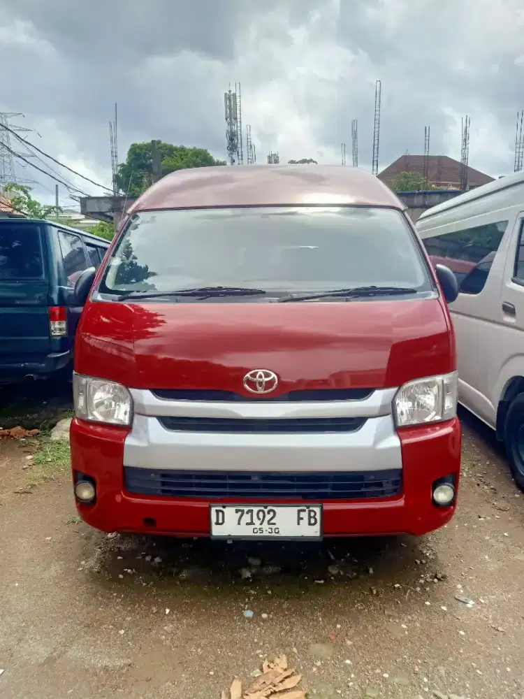 TOYOTA HIACE COMMUTER THN 2020
