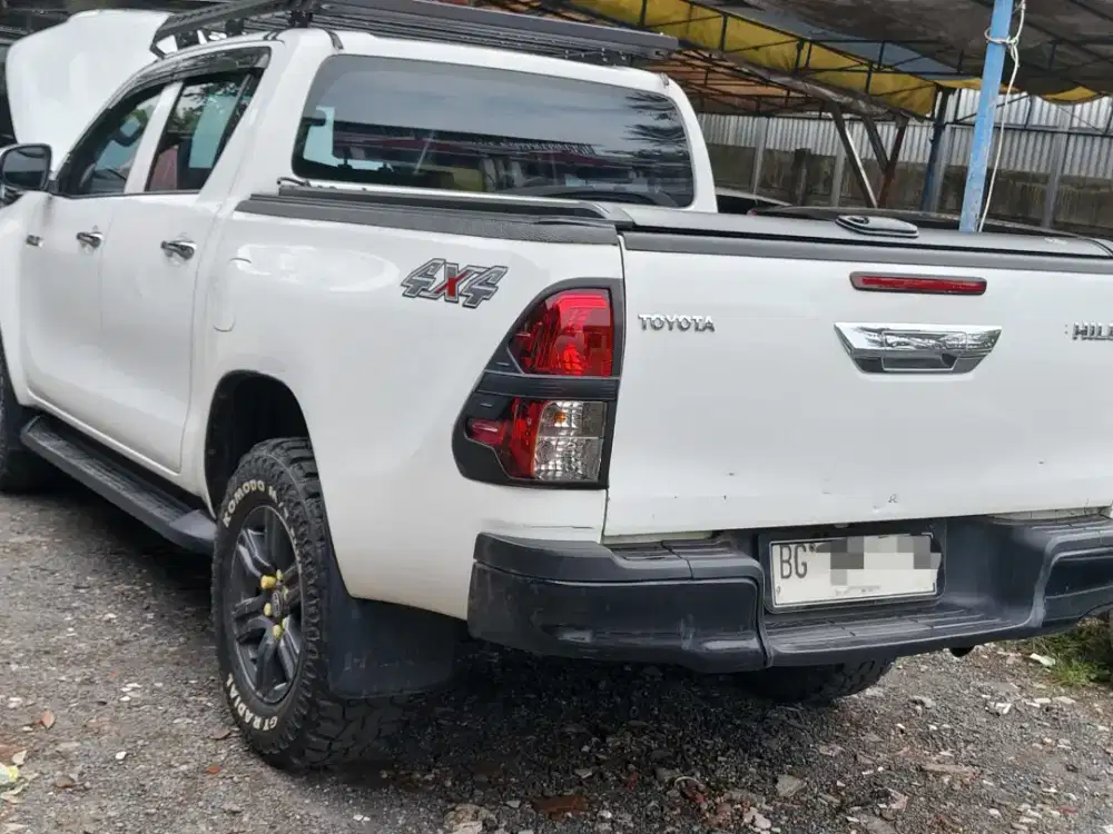 HILUX G 4X4 DOUBLE CABIN 2.4 DIESEL SOLAR MANUAL 2022/2023